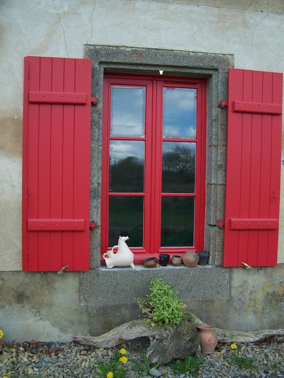 Le Vieux Chien Noir Ξενοδοχείο Évran Εξωτερικό φωτογραφία